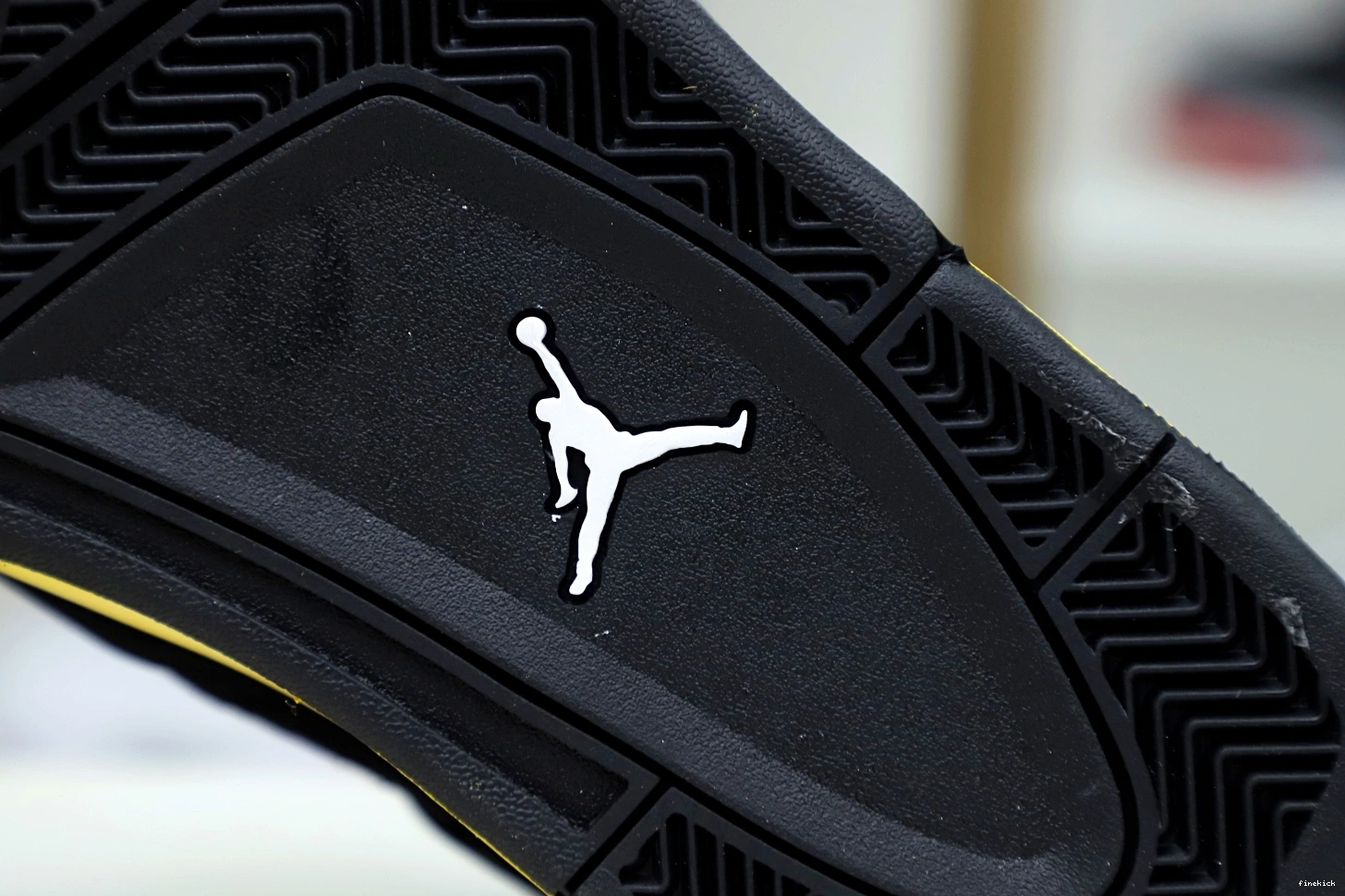 Jordan4 2023 Air Jordan  thunder 0804